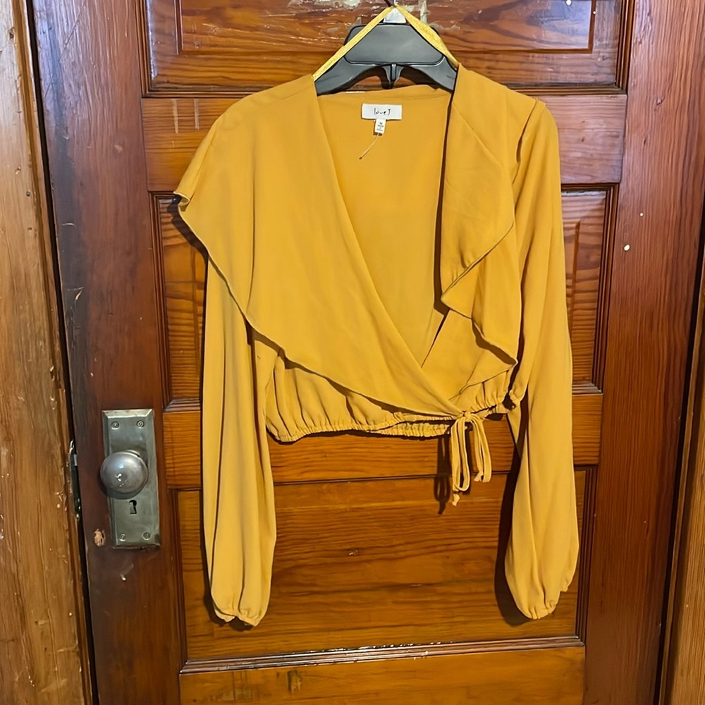 cropped tie blouse